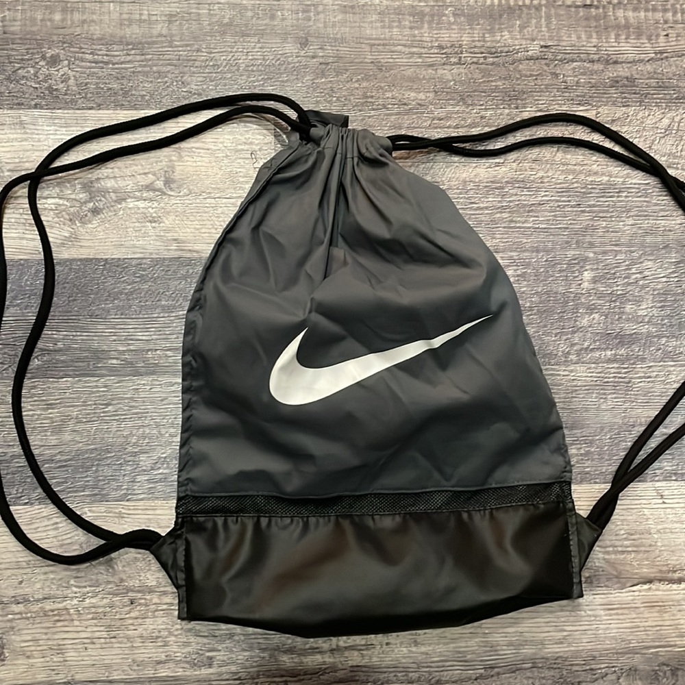 Nike drawstring bag - Picture 3 of 3
